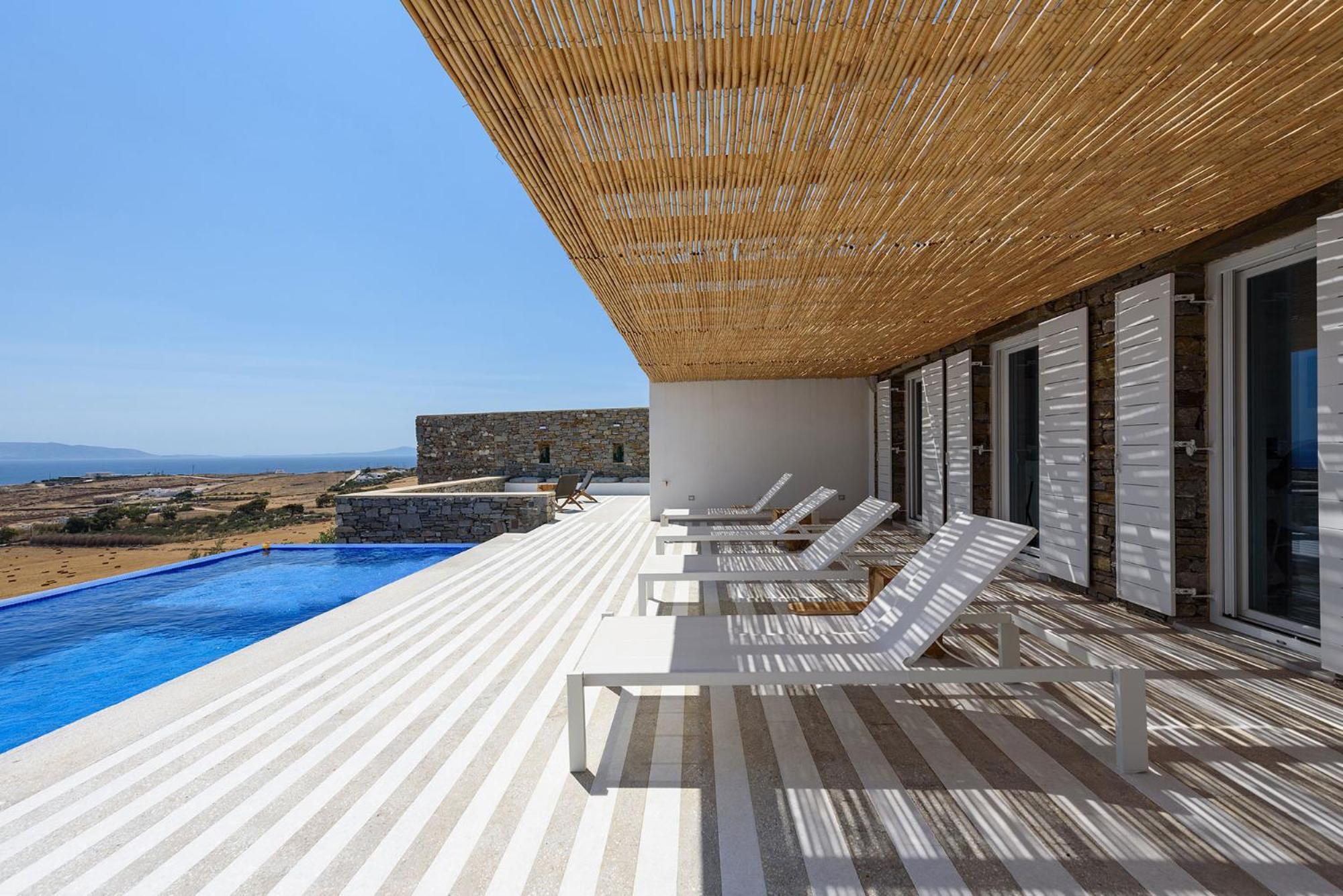 Di Lusso Villa, A Cycladic Seaview Sanctuary, By Thinkvilla Chrisi Akti  Exterior photo